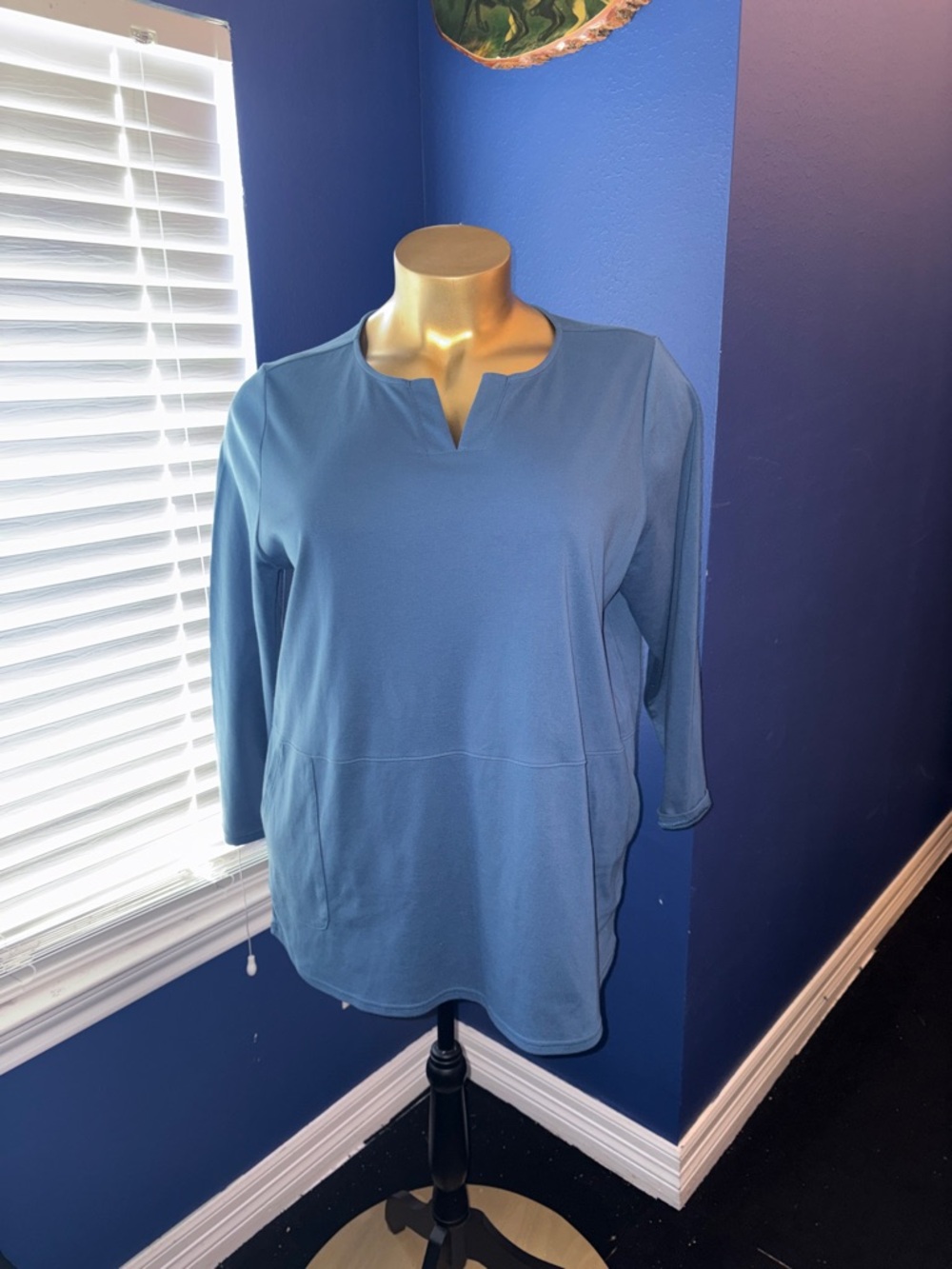 Lands’ End Long Sleeve V‑Neck Tuni